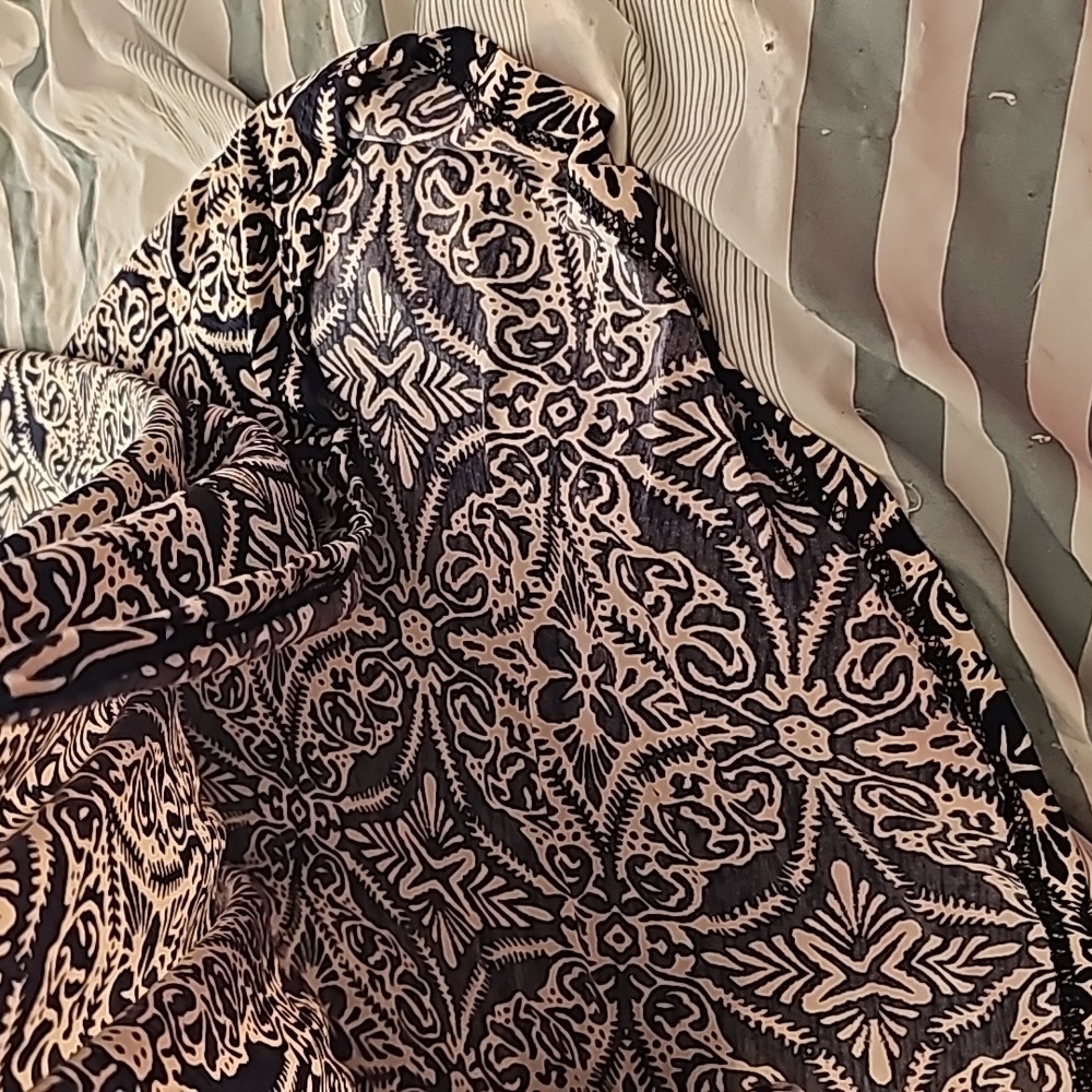 Tres Bien USA Blue & White Patterned Dress Size S - Picture 7 of 7